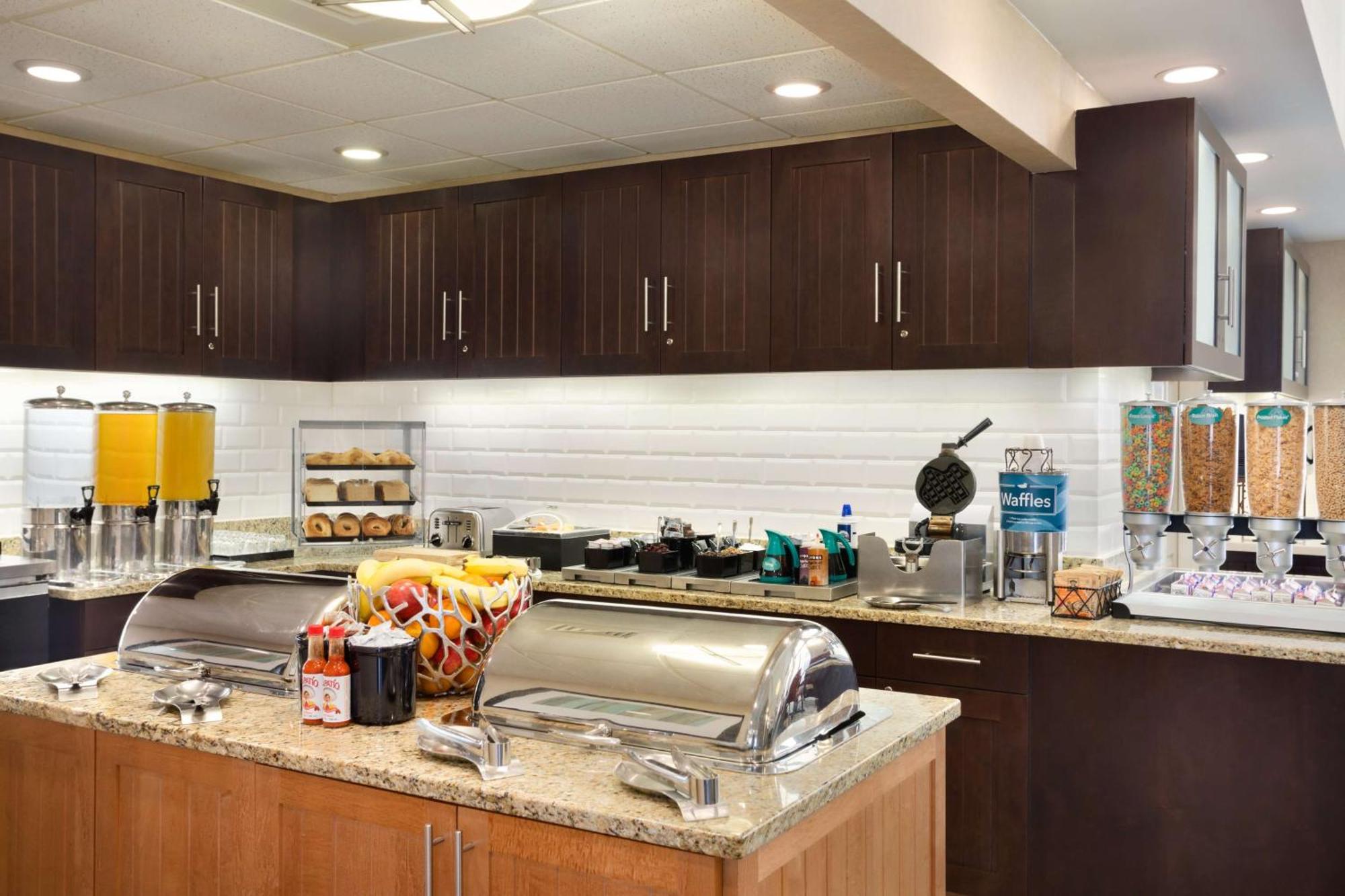 Homewood By Hilton Houston-willowbrook Mall 3* Houston